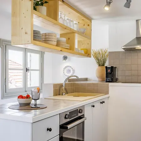 Liviana House - Perfectly Located In Skopelos