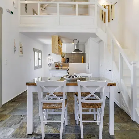 Liviana House - Perfectly Located In Skopelos