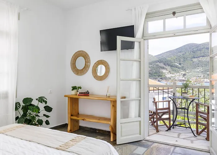 Liviana House - Perfectly Located In * Skopelos Town